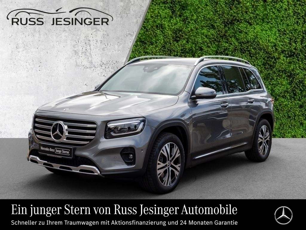 Mercedes-Benz GLB 220