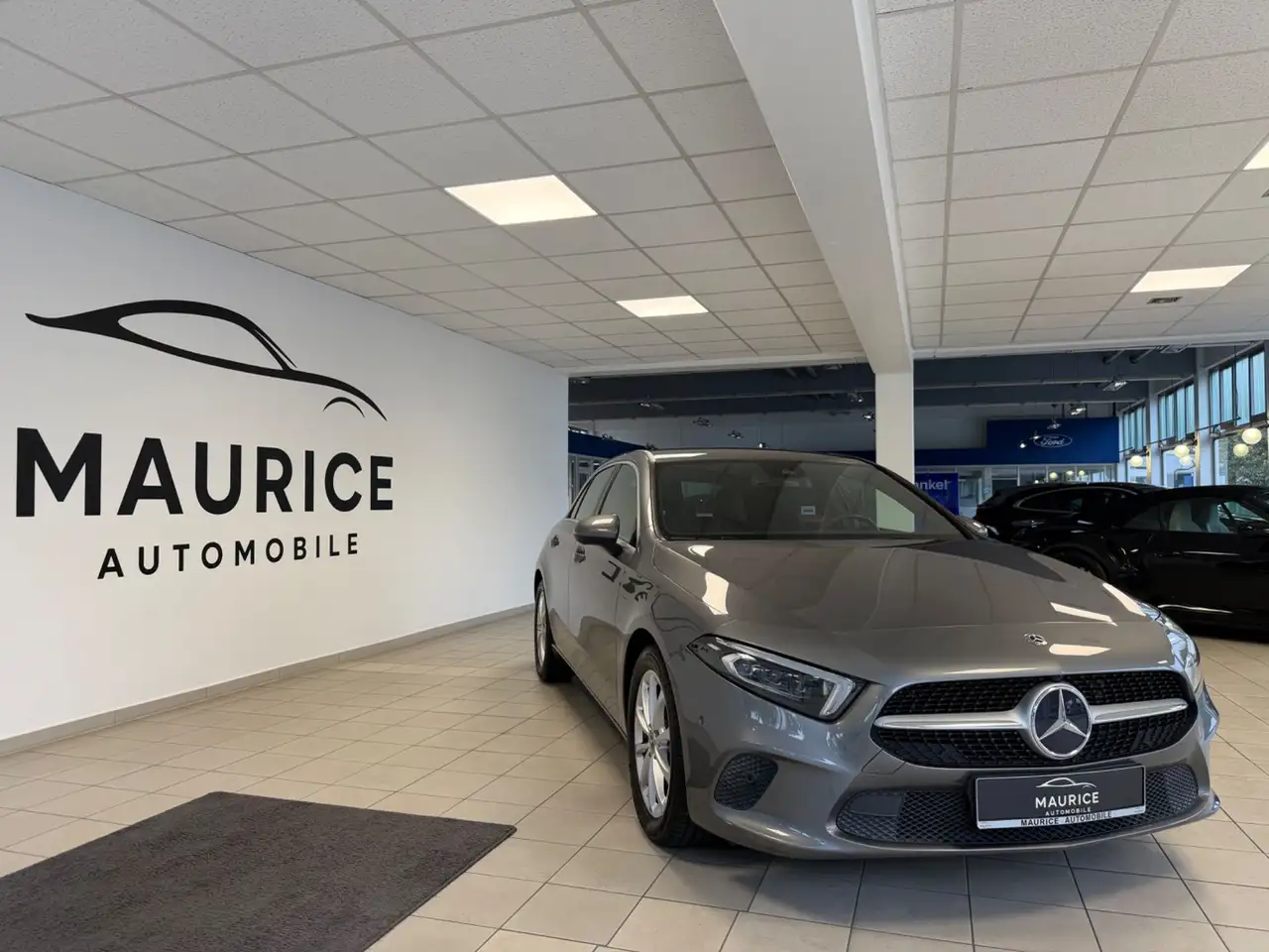 Mercedes-Benz A 220