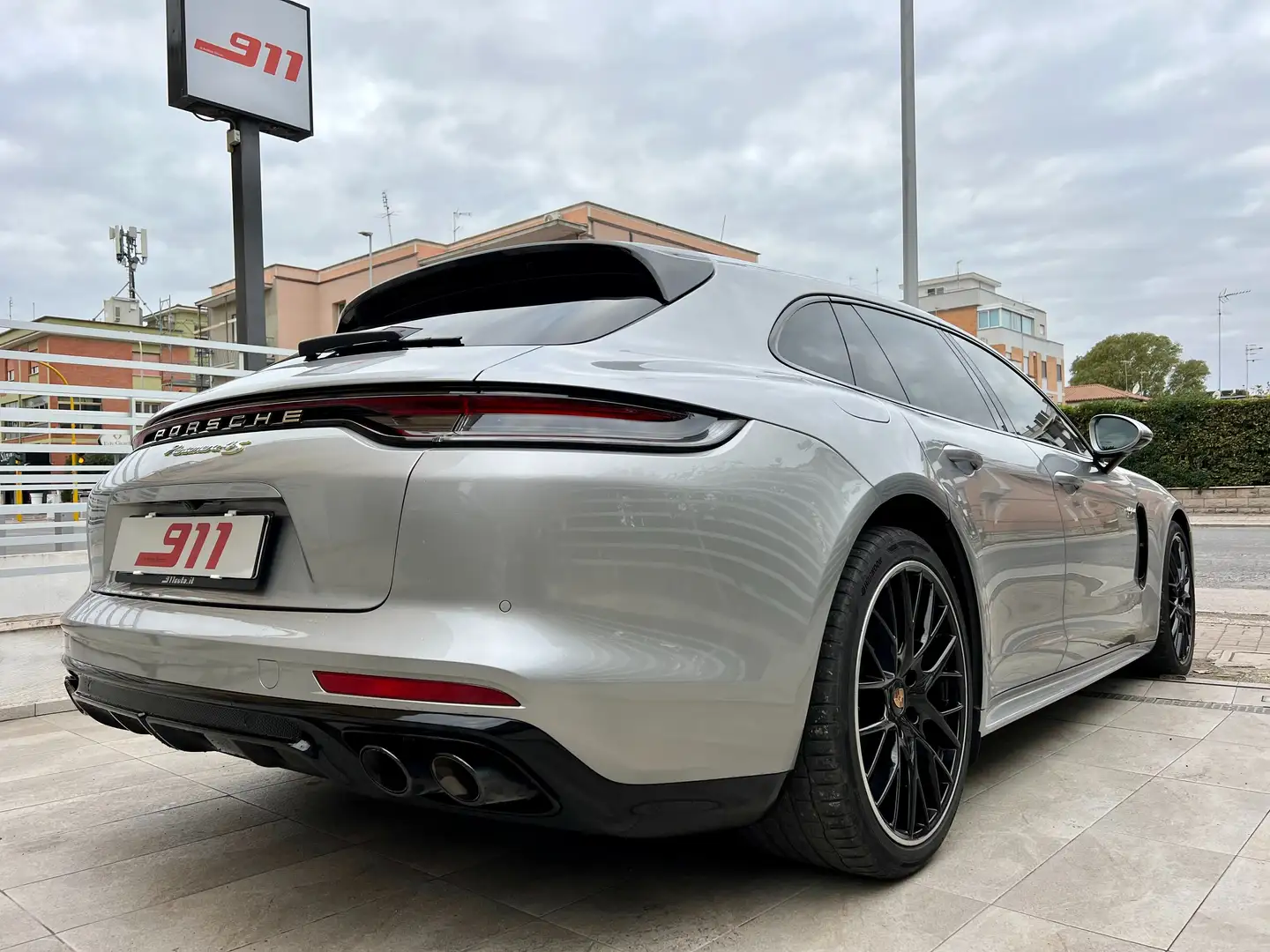 Porsche Panamera Sport Turismo 2.9 4S E-Hybrid Tetto 21" Matrix iva Silber - 2