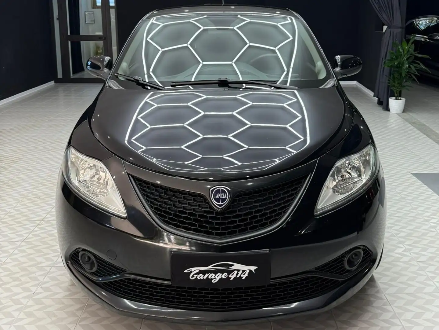 Lancia Ypsilon Ypsilon III 2018 1.2 Platinum s Nero - 2