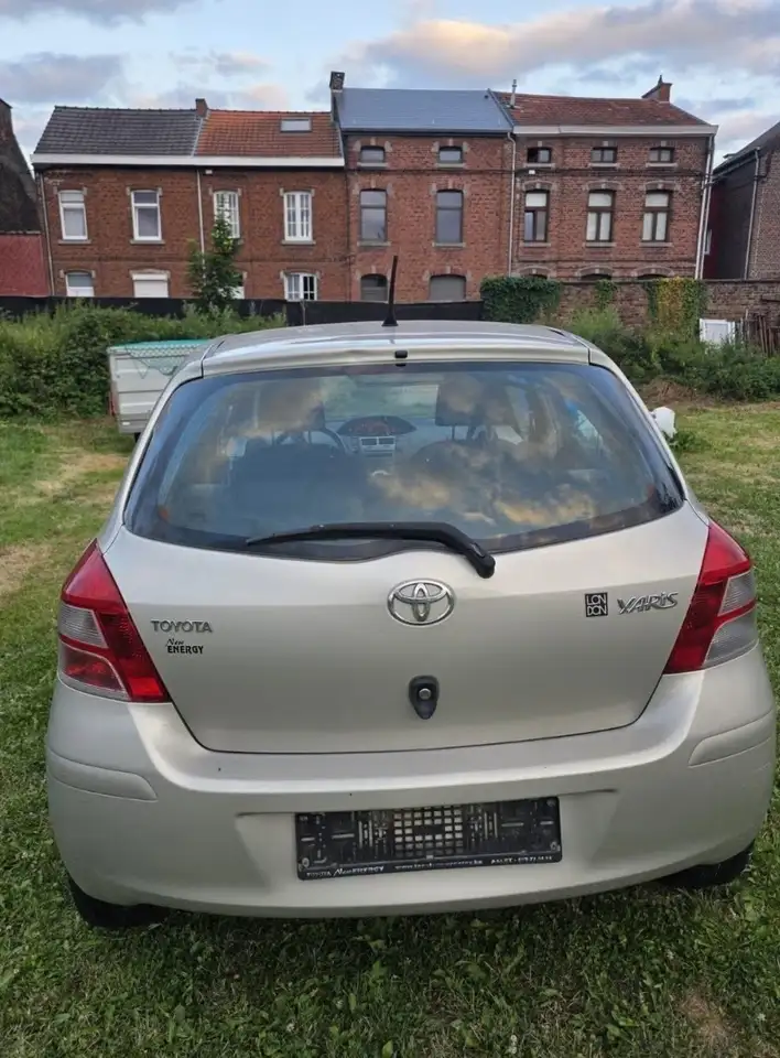 Toyota Yaris Yaris — photo 6