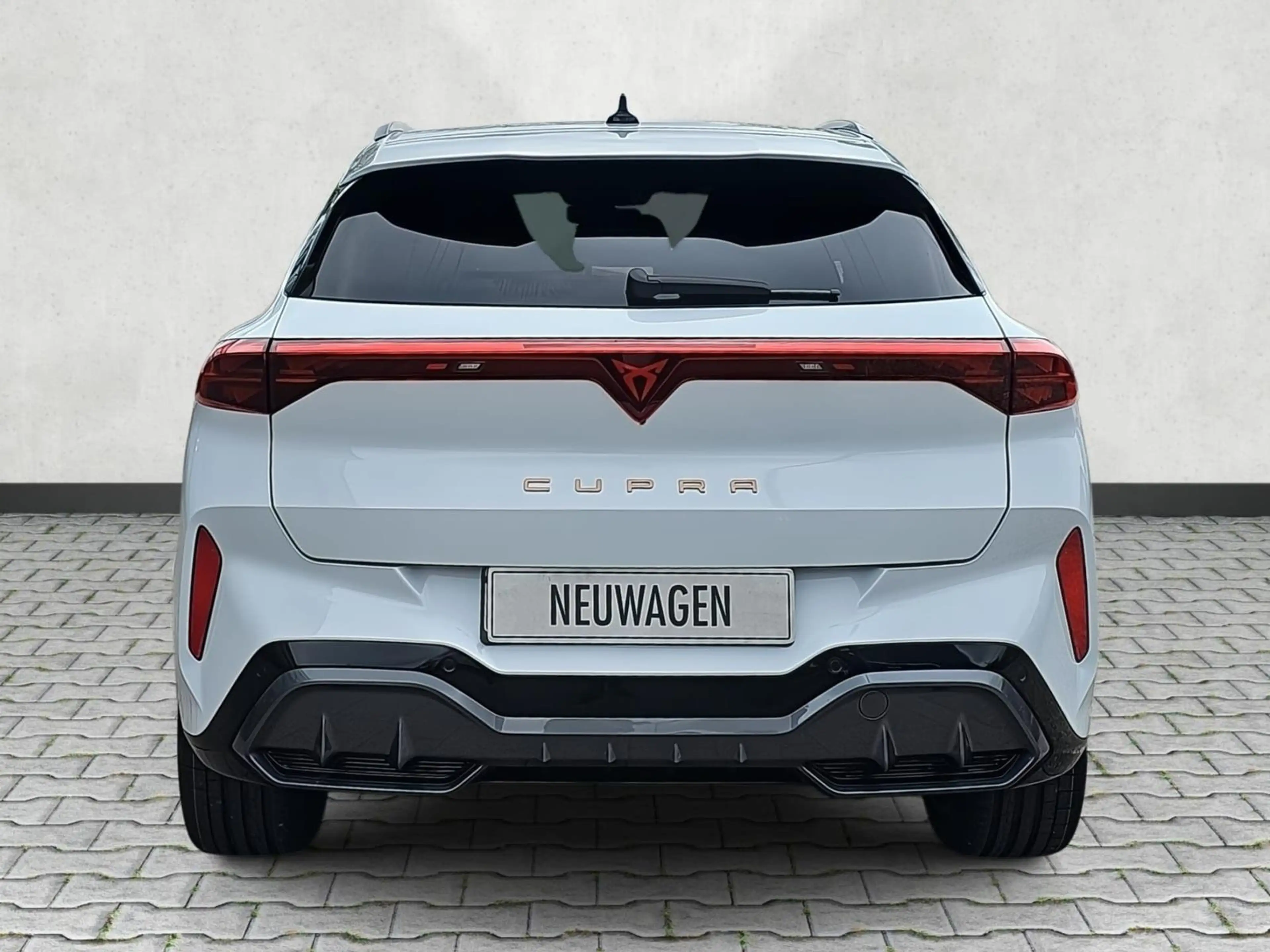 CUPRA Terramar 2.0 TSI 195 kW 4Drive VZ DSG Navi / AHK Pano 19... — photo 6