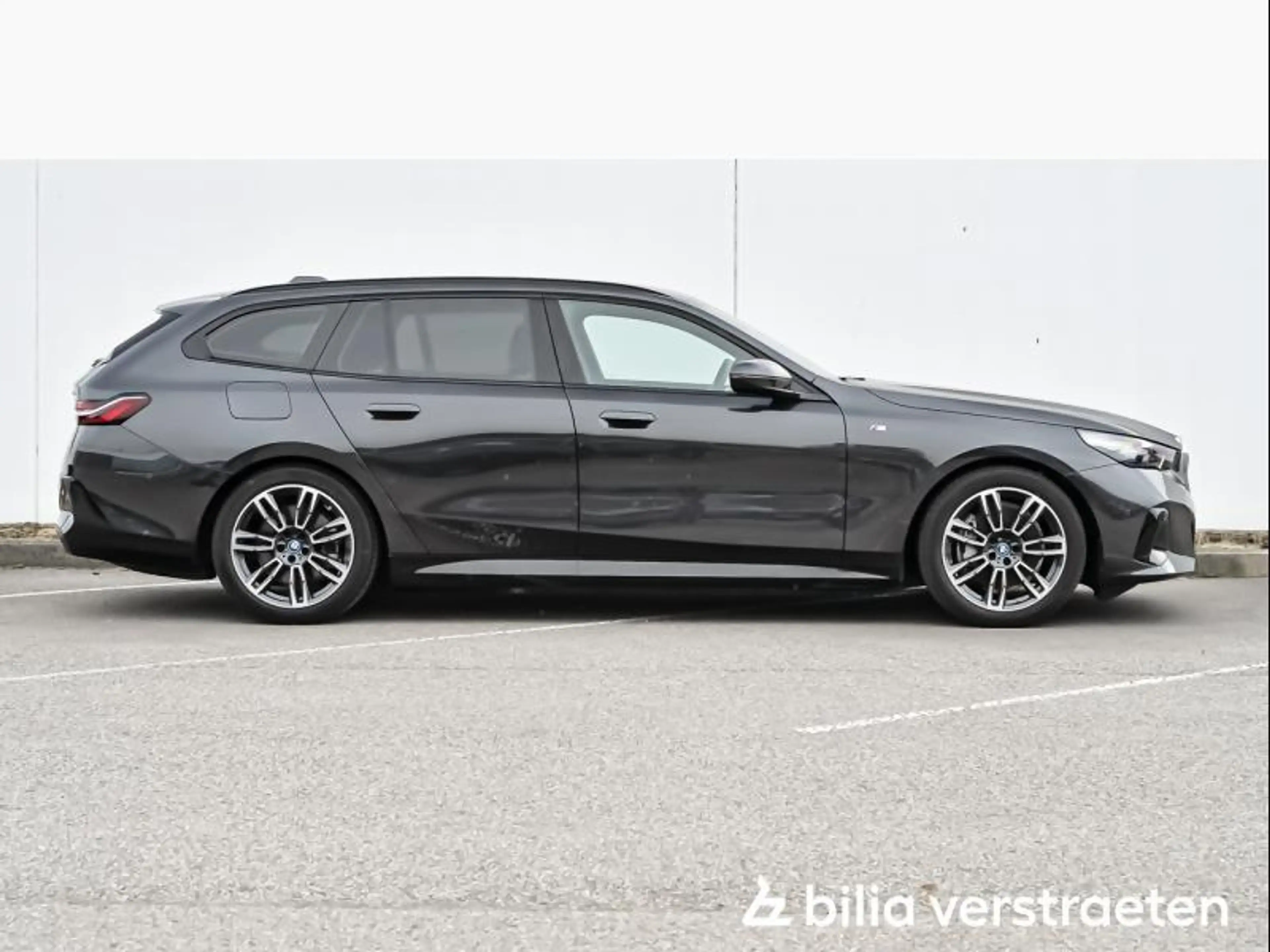 BMW i5 eDrive40 T M-Sport - TRKHK - ACC - ADAP LED — photo 3