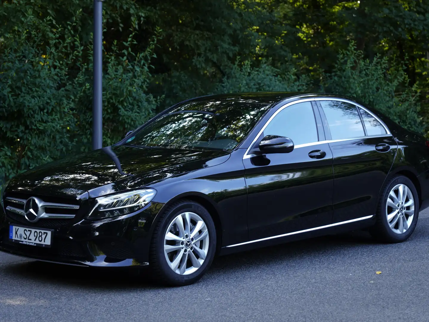 Mercedes-Benz C 300 C-Klasse Diesel d 9G-TRONIC Avantgarde Noir - 2