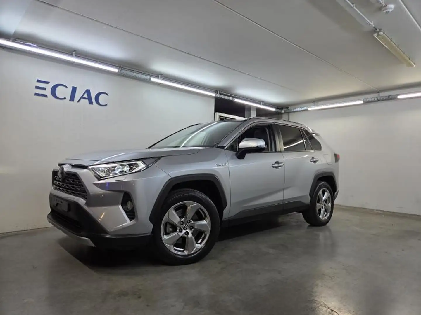Toyota RAV 4 Premium Plus - AWD - 47797km - Szary - 1