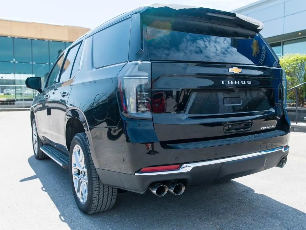 Chevrolet Tahoe снимка Chevrolet Tahoe