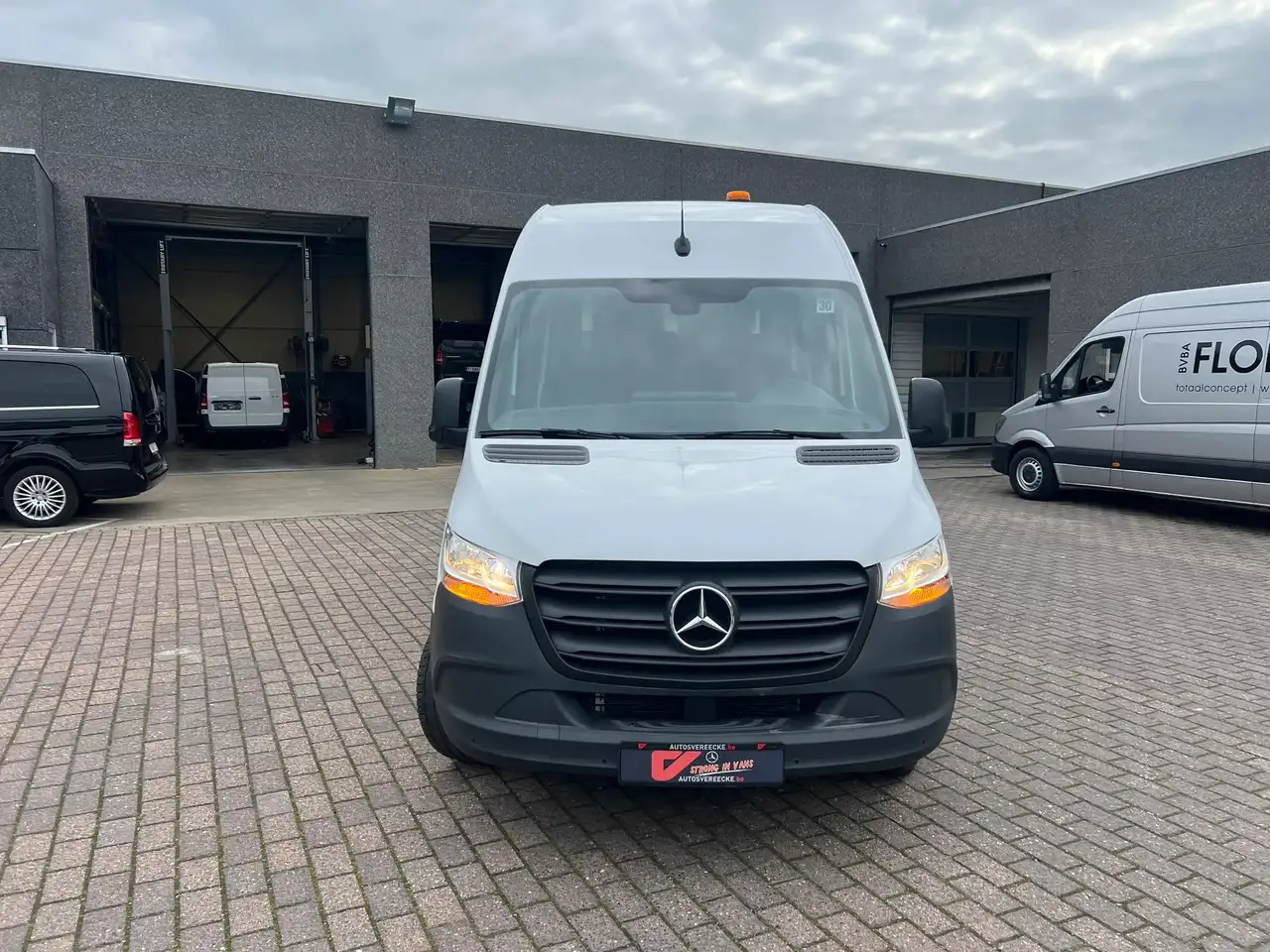Mercedes-Benz Sprinter 315 L2H2 RWD AUTO (42.000€ex.) DUB CABINE — foto 3