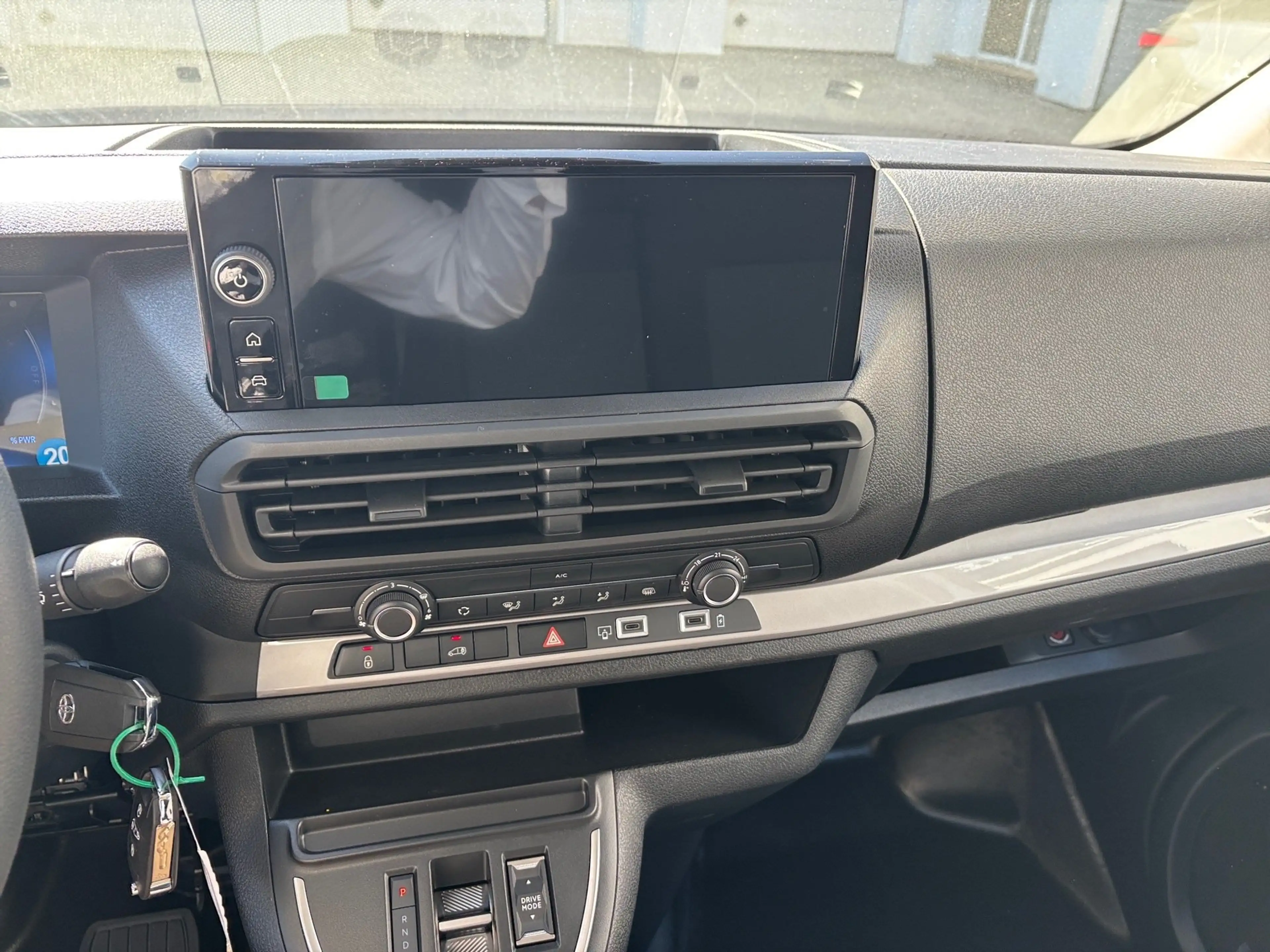 Toyota Proace Electric 75kWh L2 Meister — photo 14