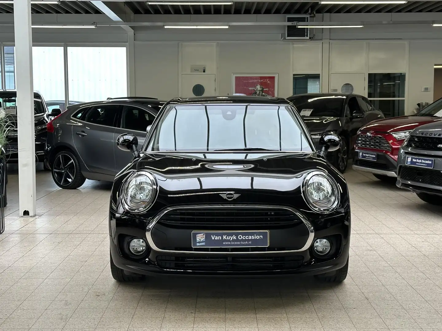 MINI One Clubman 1.5 Business Edition Cruise Control / Climate Cont Zwart - 2