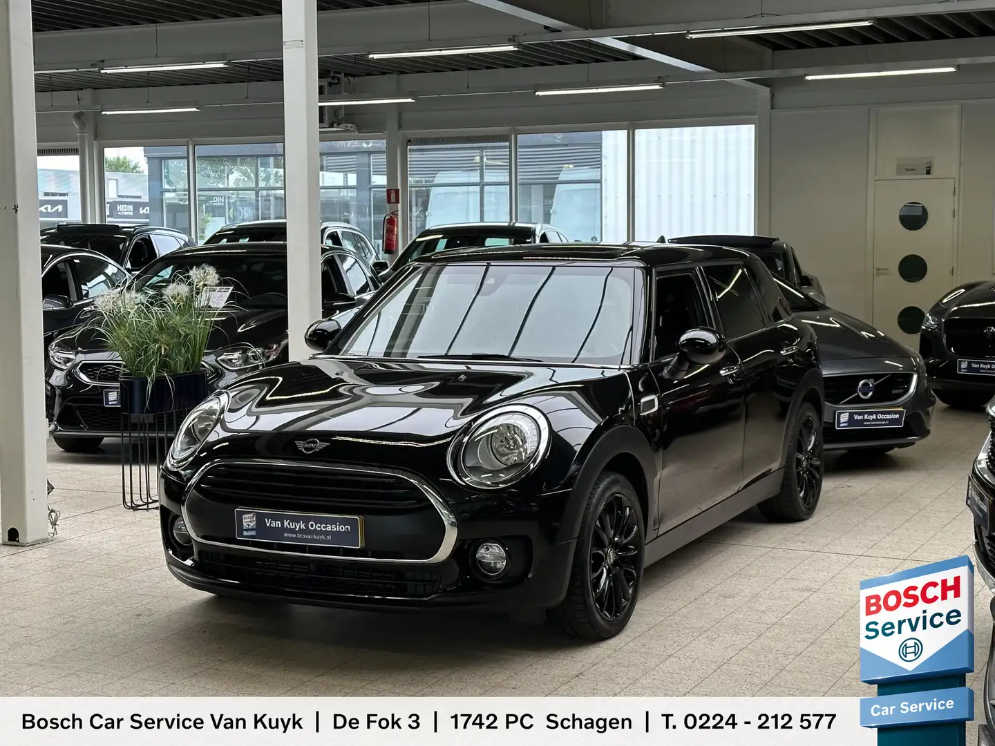 MINI One Clubman 1.5 Business Edition Cruise Control / Climate Cont Zwart - 1