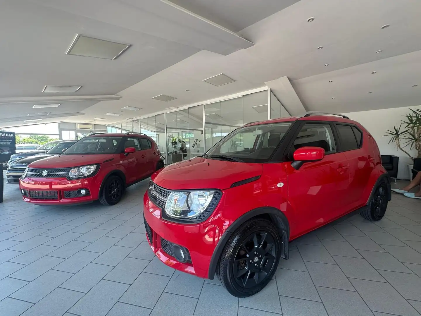 Suzuki Ignis 1.2 dualjet iAdventure 4wd allgrip Rosso - 1