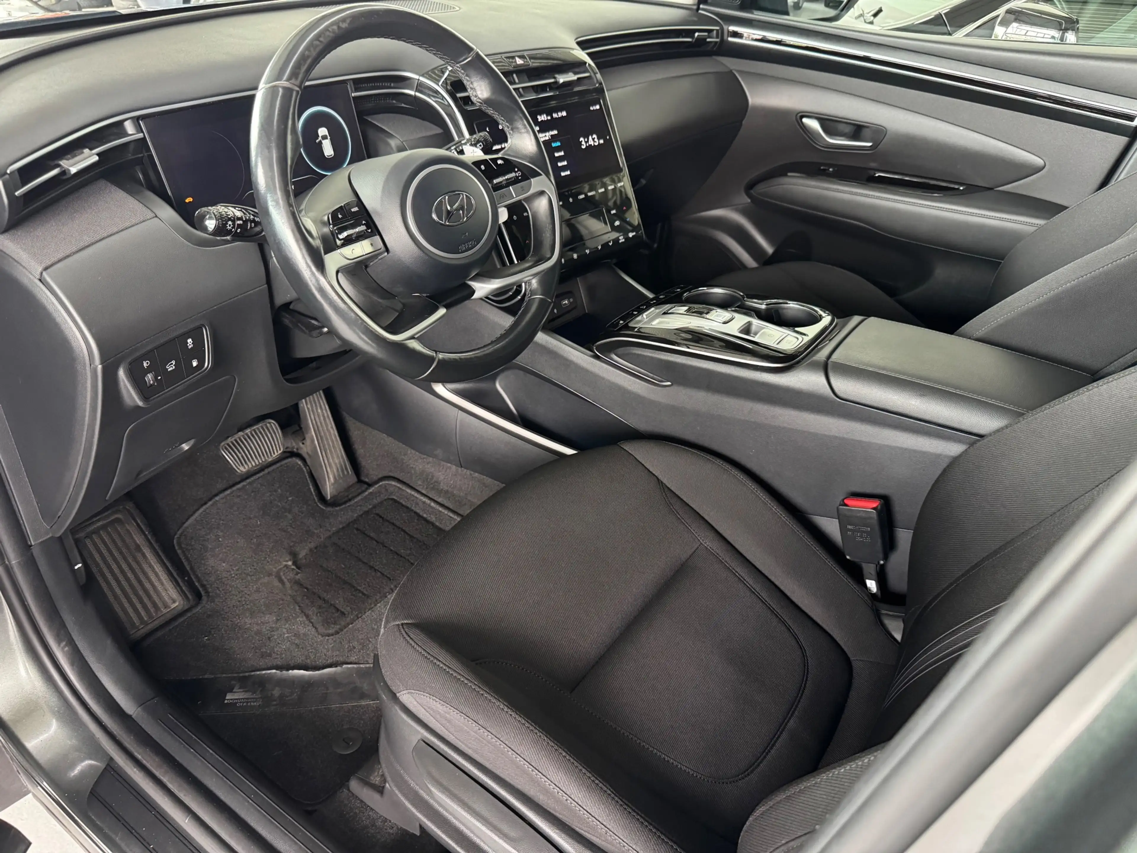 Hyundai TUCSON 1.6 T-GDI PHEV Comfort Smart 4WD — photo 2
