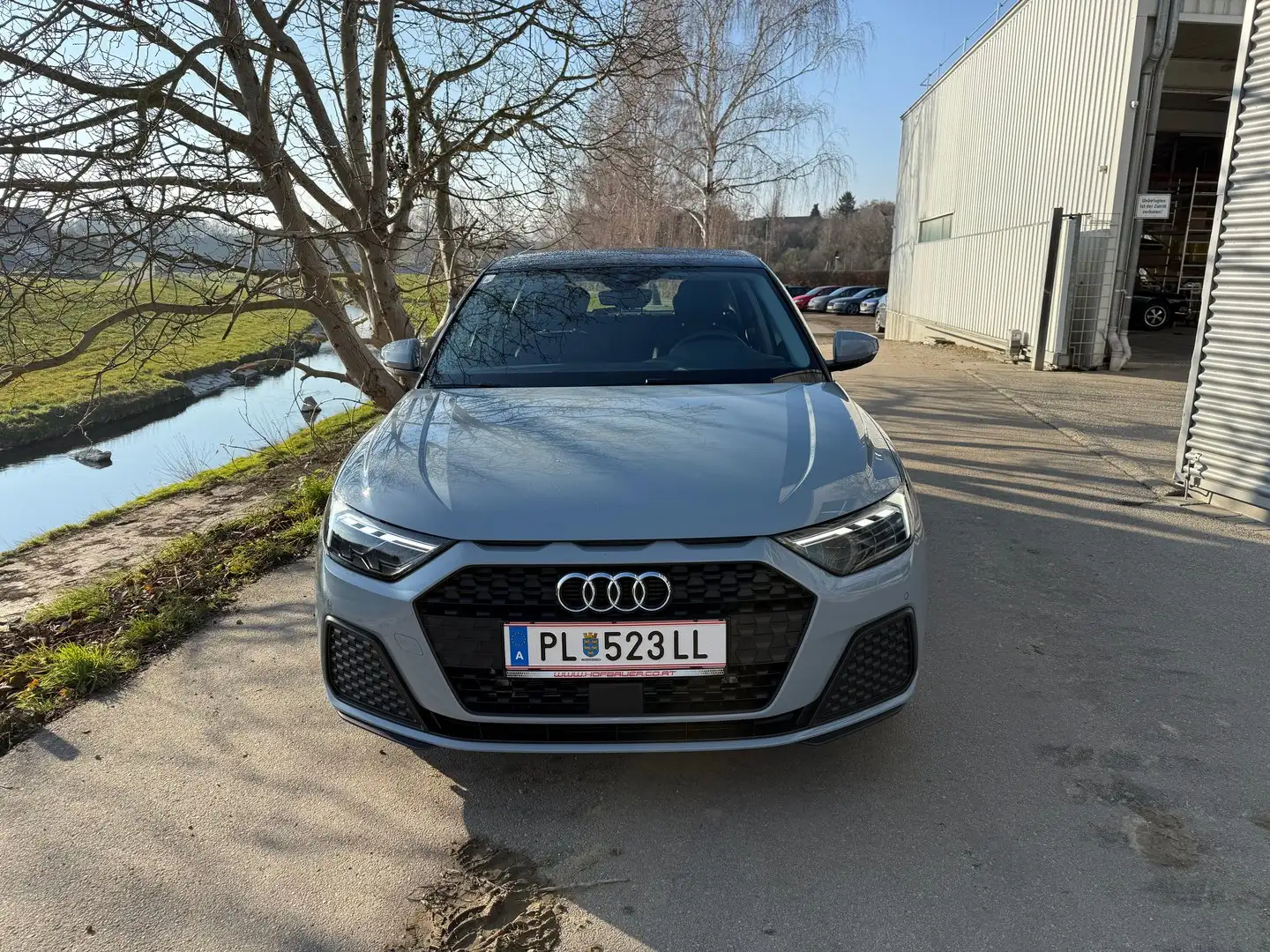 Audi A1 25 TFSI intense Gris - 2