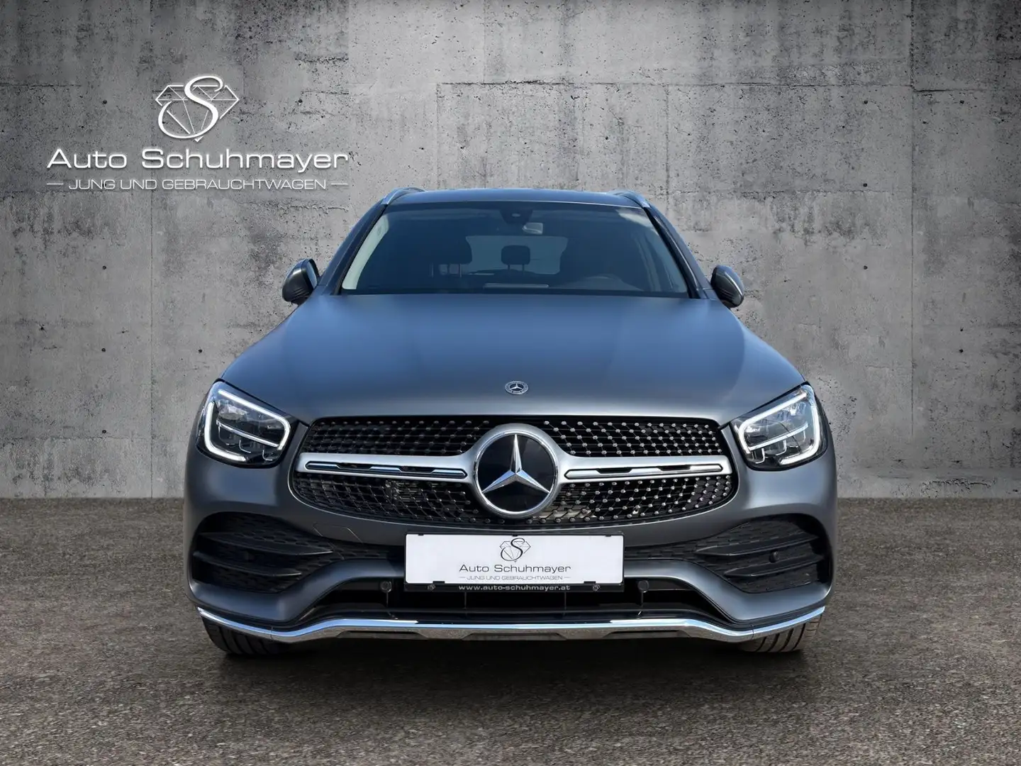 Mercedes-Benz GLC 220 d 4Matic AMG Line Aut. Grau - 2