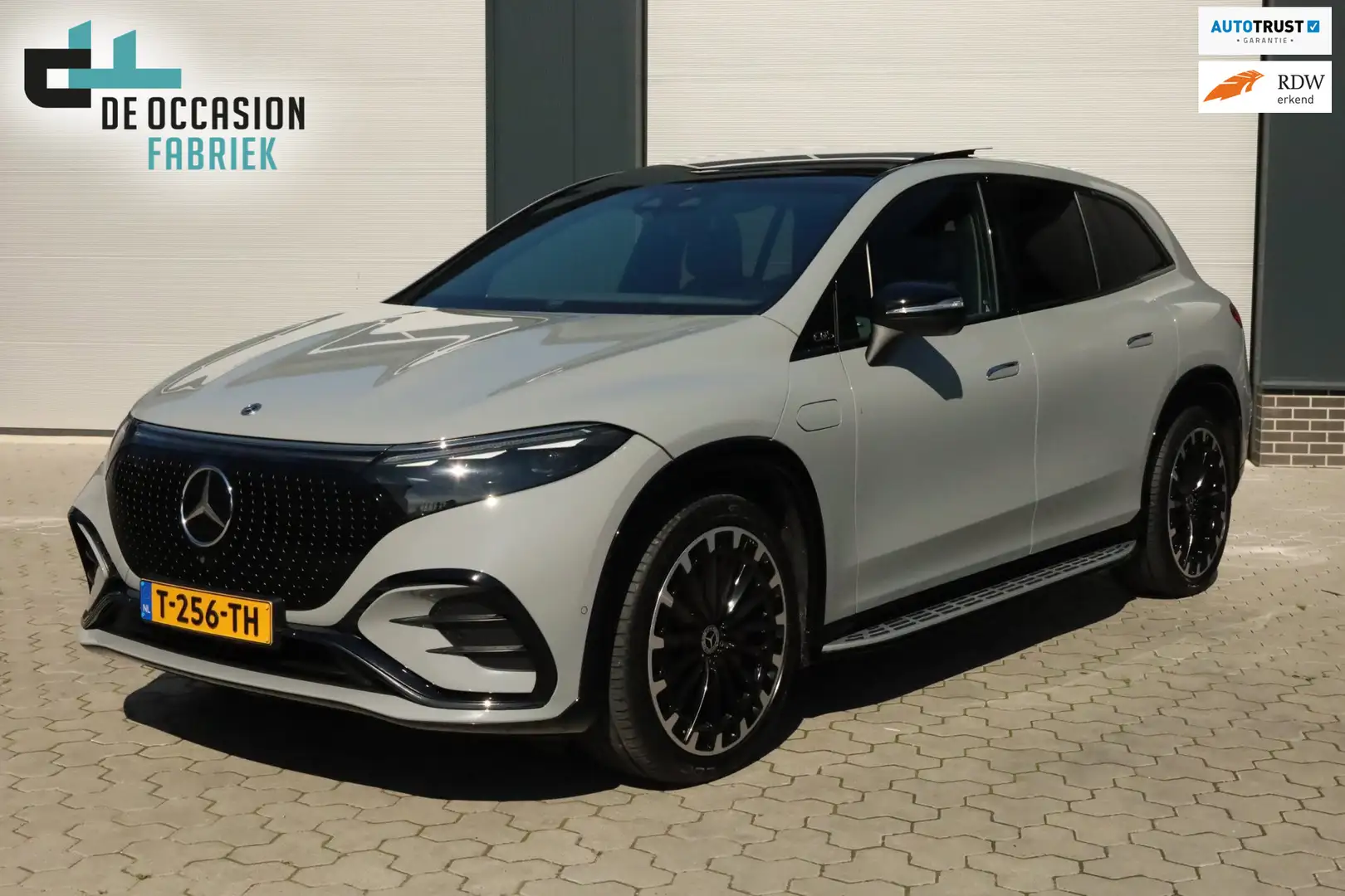 Mercedes-Benz EQS SUV 450 4MATIC AMG Line 108 kWh Vierwielbesturing Trek Grau - 1