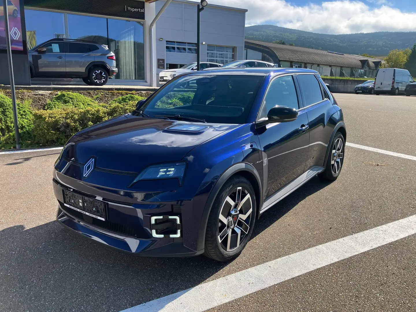 Renault R 5 E-Tech 150 PS 52kWh Comfort Range Blau - 1