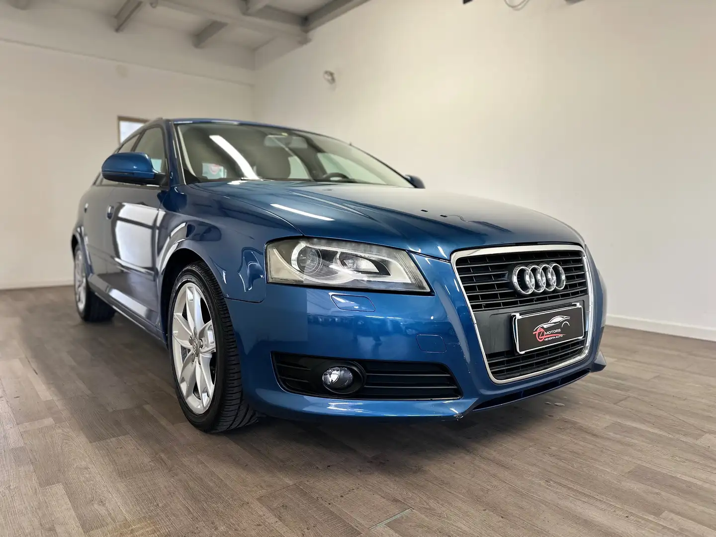 Audi A3 A3  Sportback 2.0 tdi Ambition NEOPATENTATI Blu/Azzurro - 2