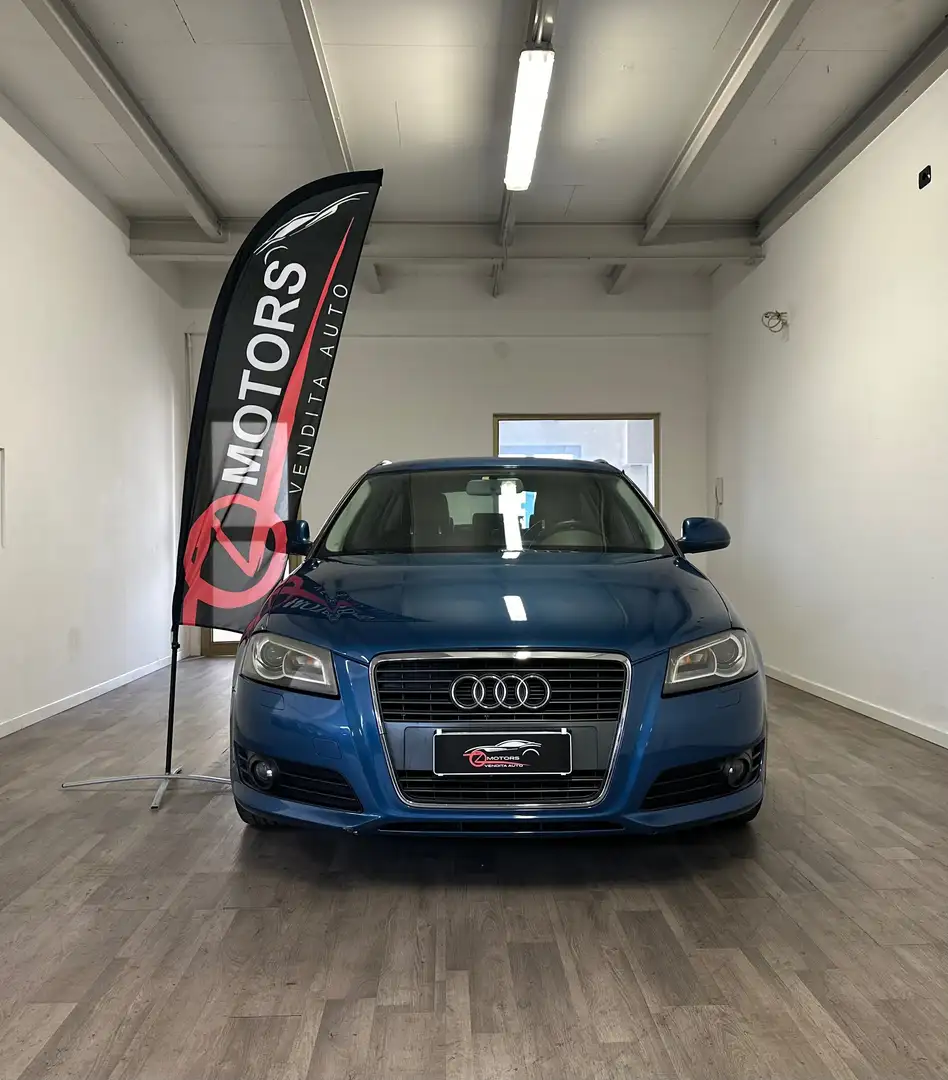 Audi A3 A3  Sportback 2.0 tdi Ambition NEOPATENTATI Blu/Azzurro - 1