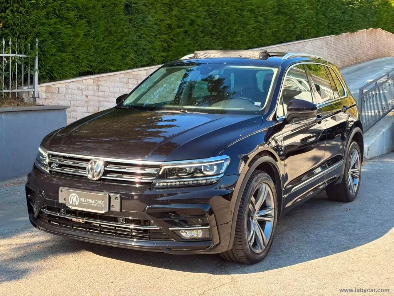 Volkswagen Tiguan 2.0 TDI 4MOTION R-LINE BMT