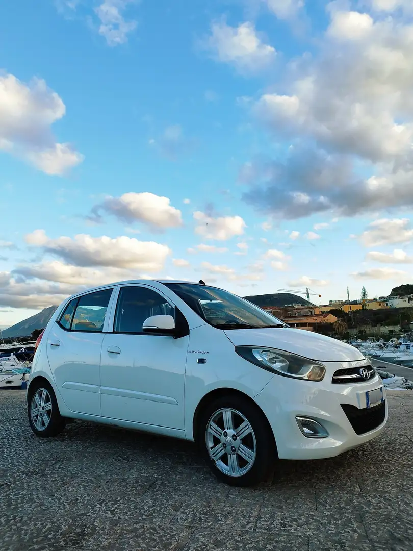 Hyundai i10 i10 1.2 Dynamic Gpl Blanc - 1