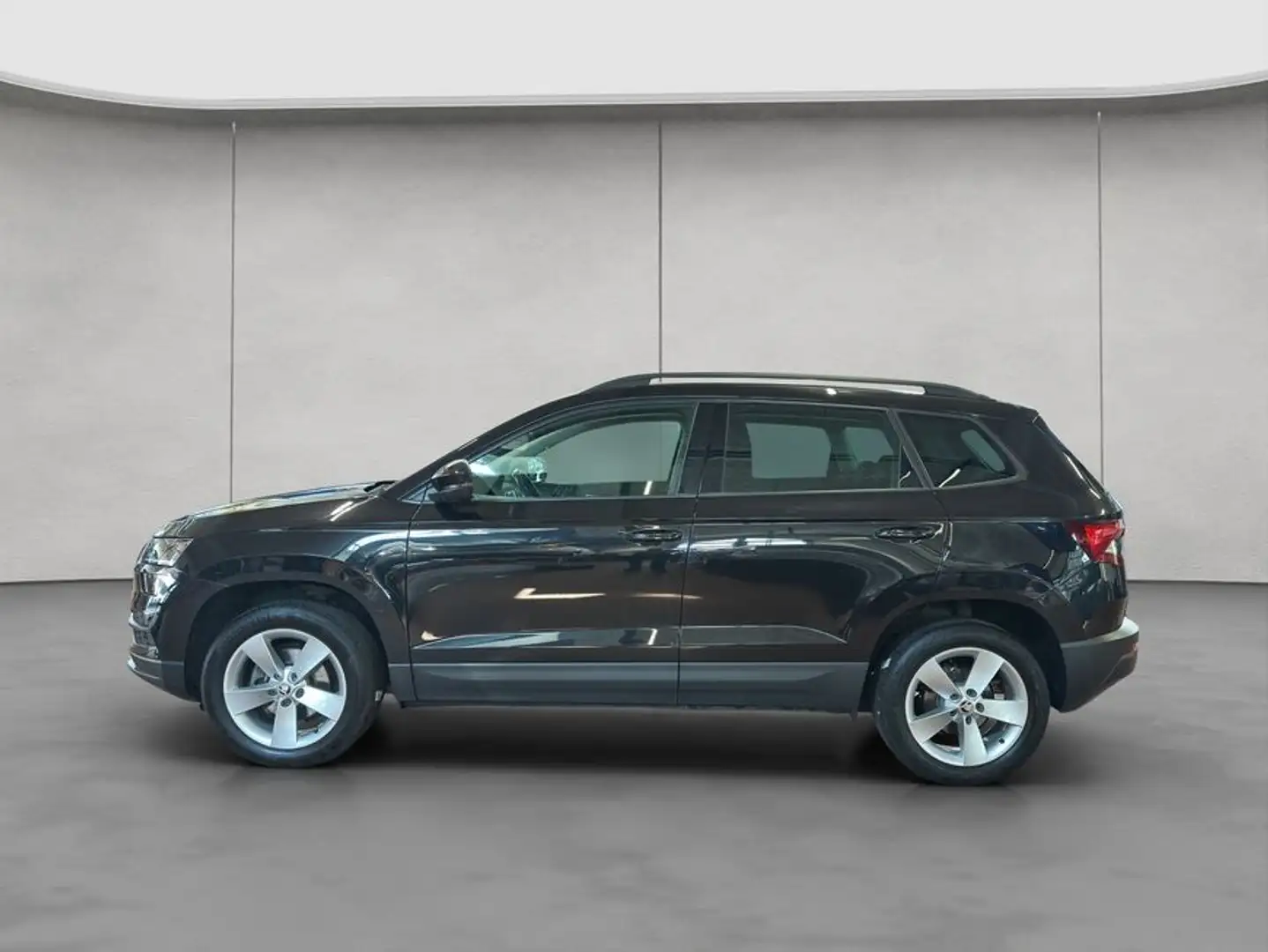 Skoda Karoq 1.5 TSI DSG Ambition Navi Schwarz - 2