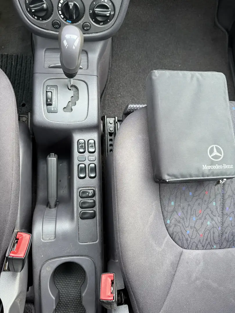 Mercedes-Benz A 160 A-Klasse L Classic Automatik-PDC- TÜV 01/20028 Grau - 2