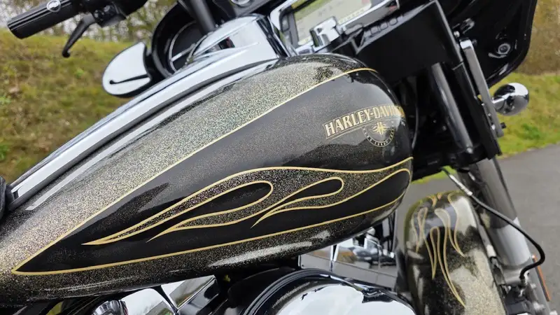 Harley-Davidson Street Glide - foto 2