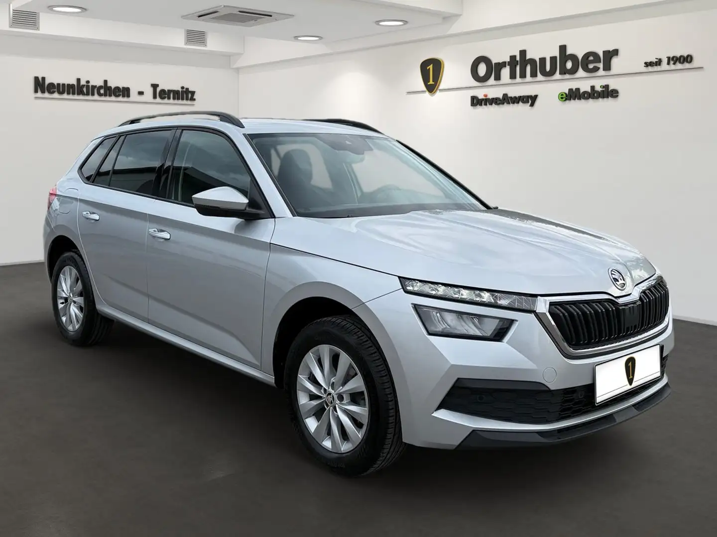 Skoda Kamiq Style TSI DSG Silber - 2