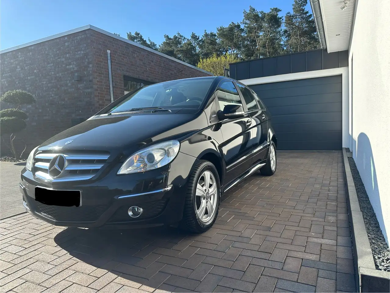 Mercedes-Benz B 170