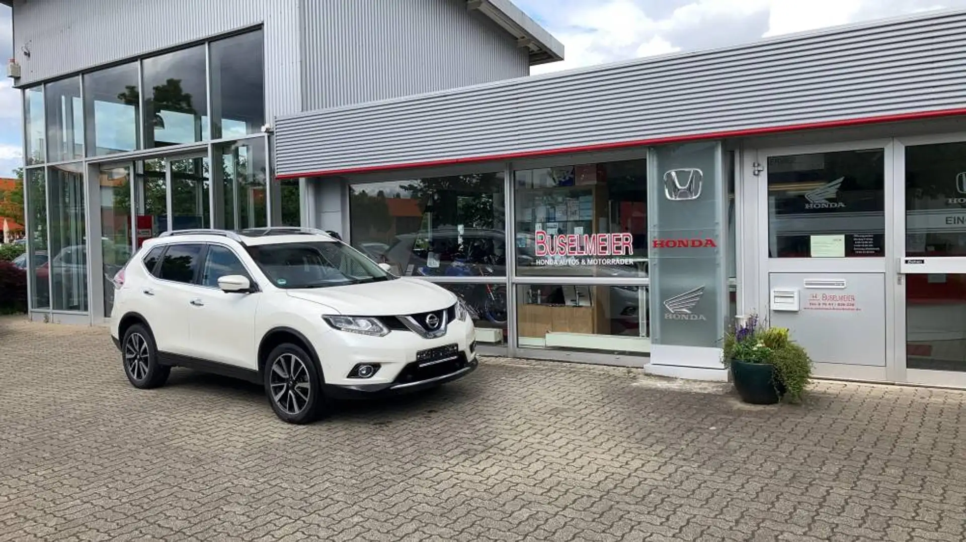 Nissan X-Trail X-TRAIL Tekna 4x4 AHK Beyaz - 1