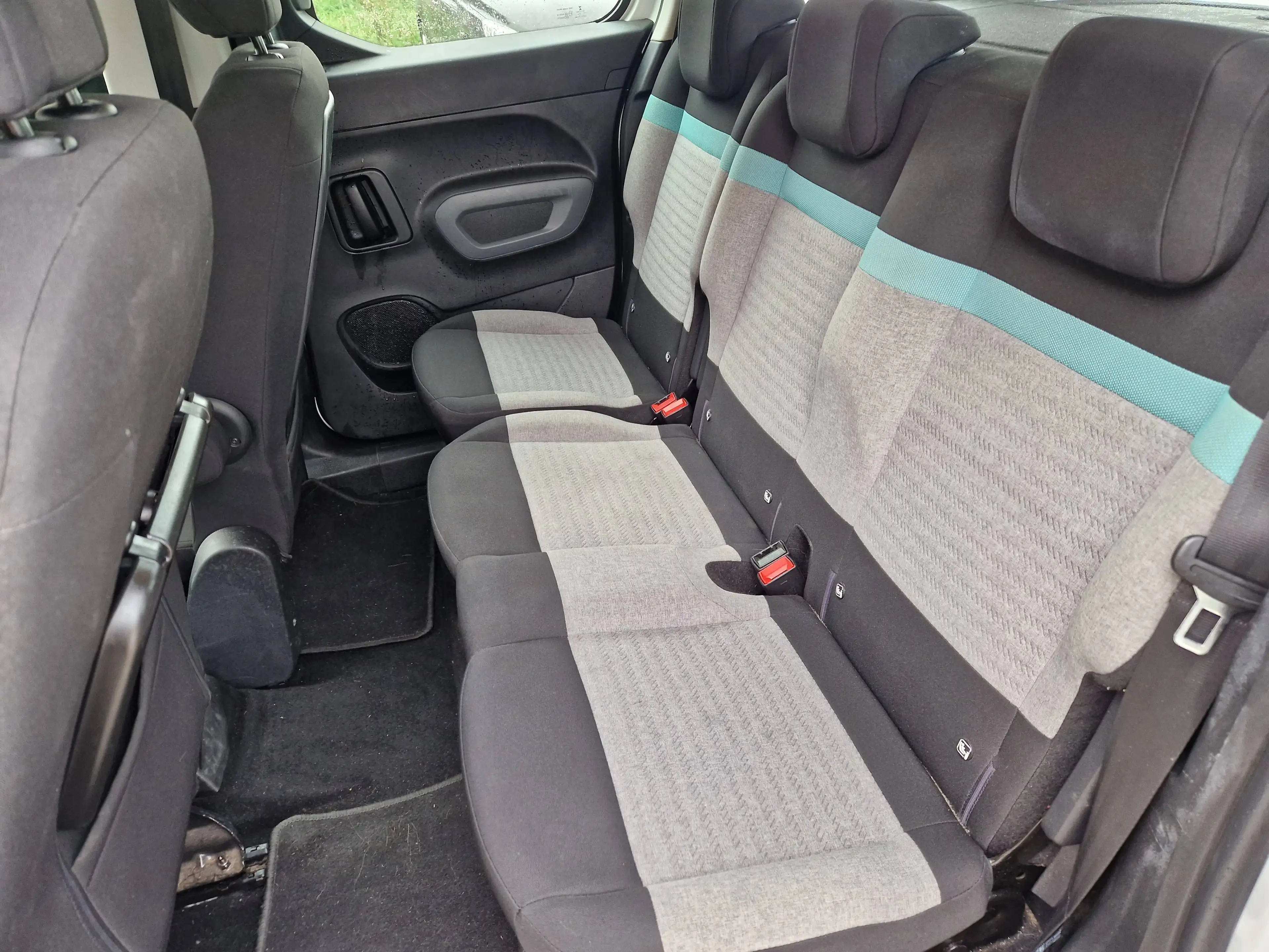 Citroen Berlingo Berlingo 1.5 BlueHDi M Feel S — photo 3