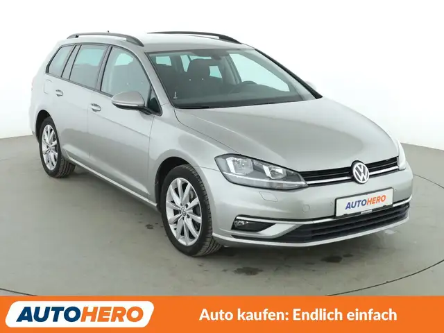 Volkswagen Golf view 8