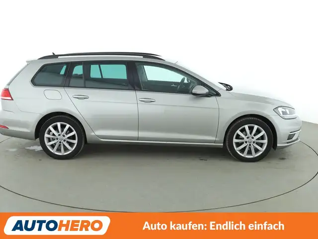 Volkswagen Golf view 7