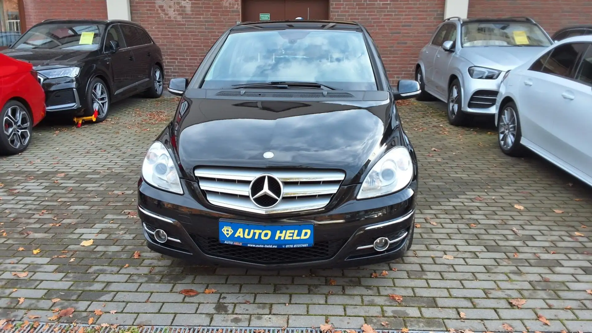 Mercedes-Benz B 180 B B 180 Schwarz - 2