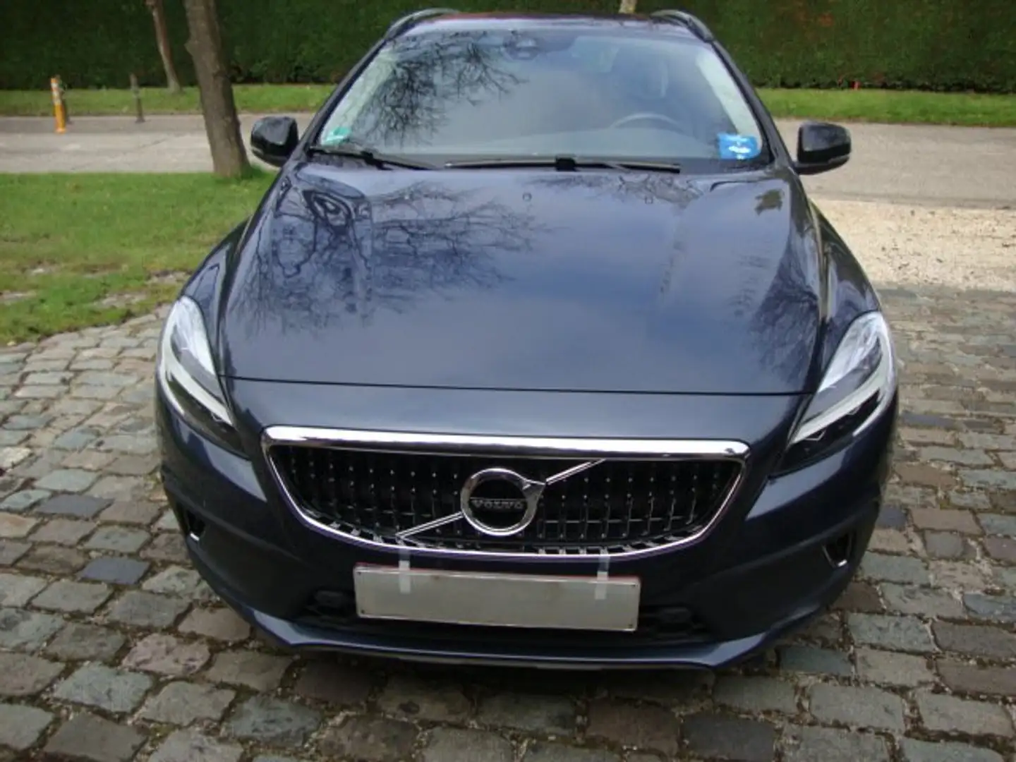 Volvo V40 Cross Country V40 Cross Country T3 GEARTRONIC PLUS Bleu - 1