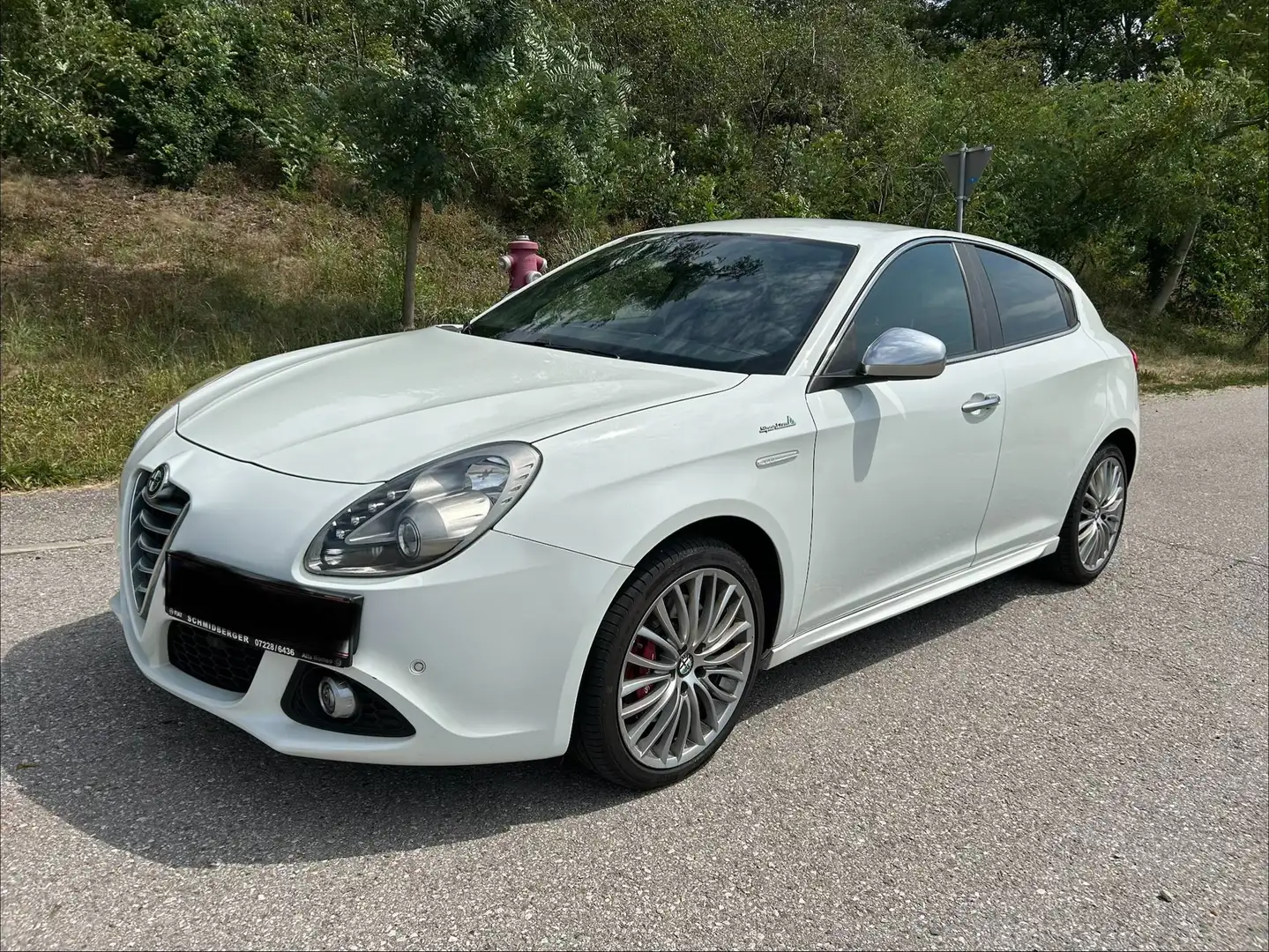Alfa Romeo Giulietta Giulietta Distinctive 1,4 TB Distinctive Weiß - 1