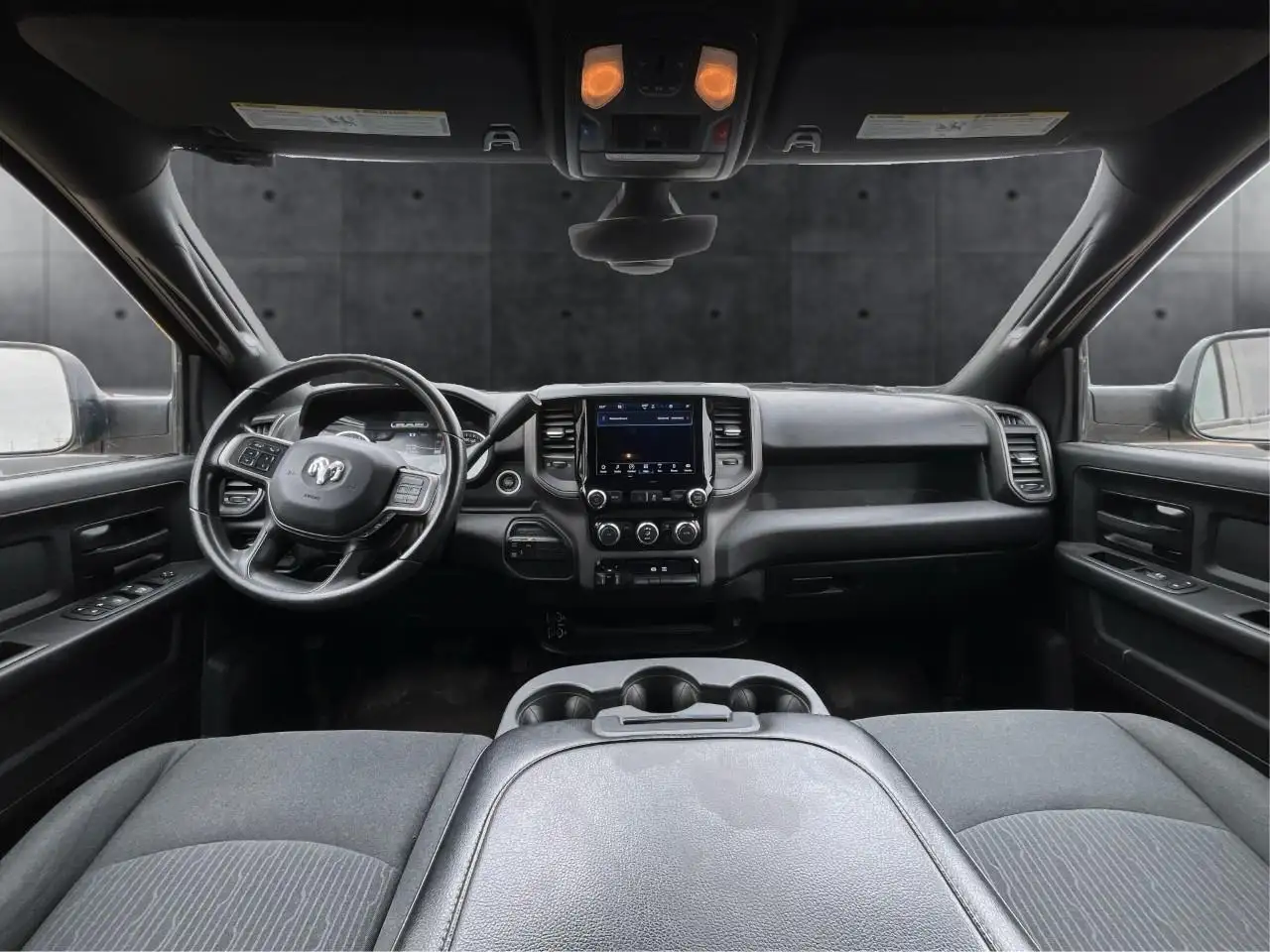 RAM 2500 снимка RAM 2500