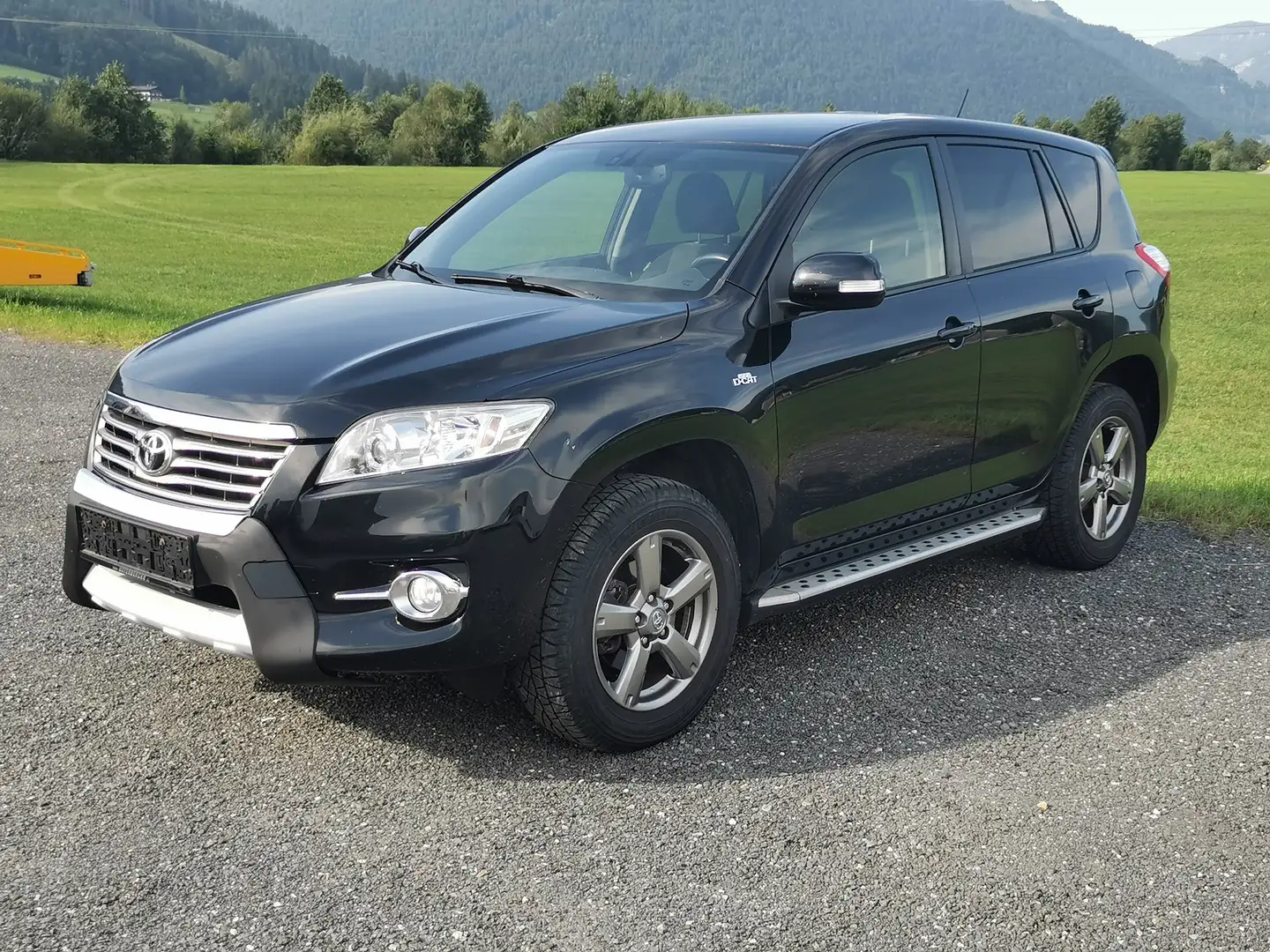Toyota RAV 4 2.2 D-4D 4x4 Automatik Life Чорний - 1