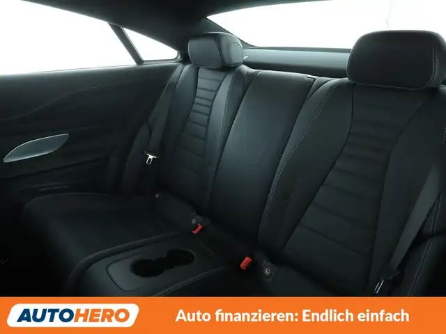 Mercedes-Benz E-Class view 14