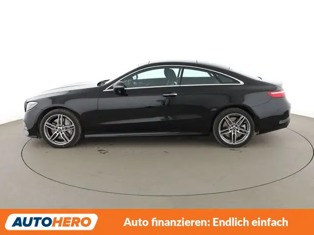 Mercedes-Benz E-Class view 3