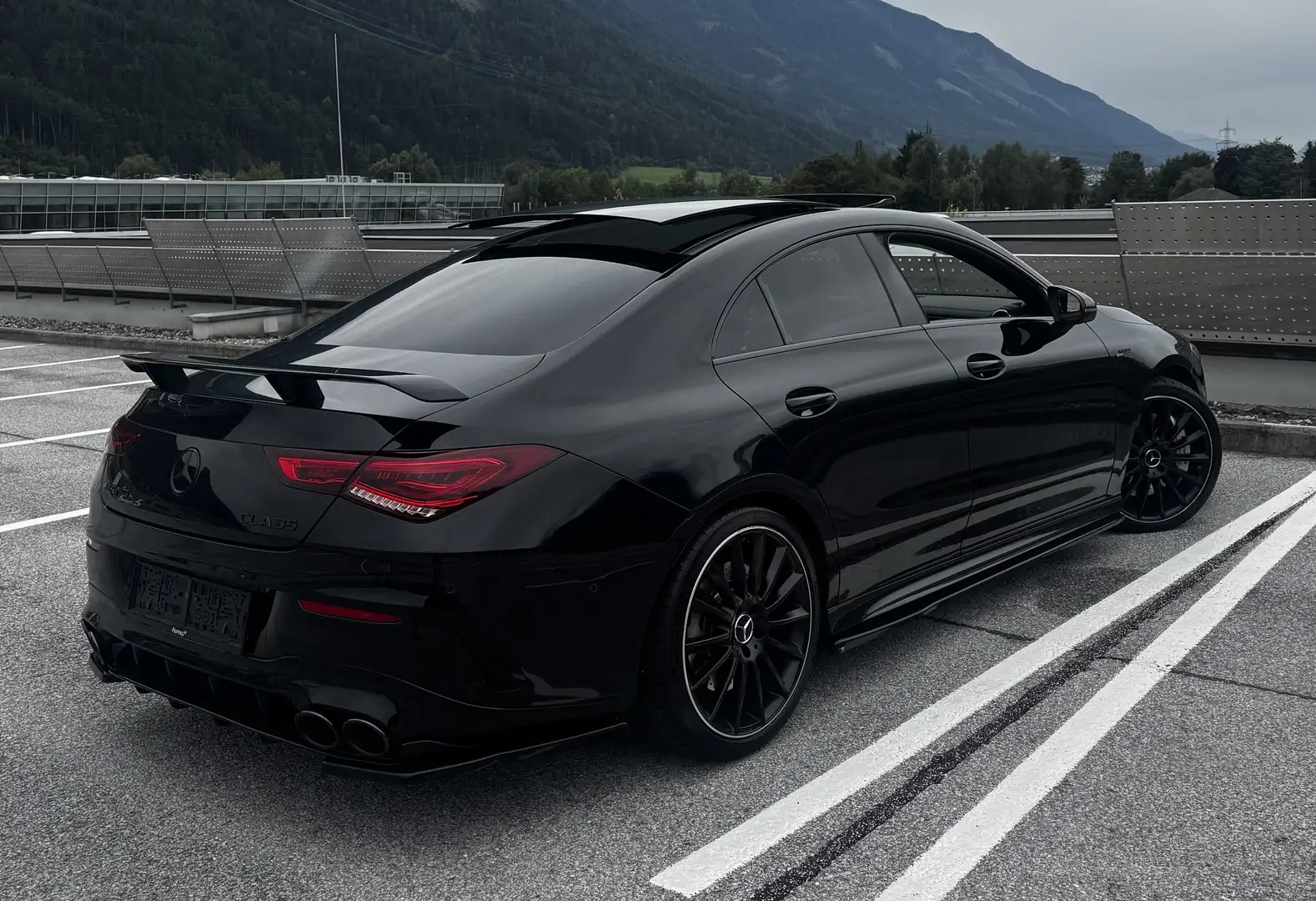 Mercedes-Benz CLA 35 AMG 4Matic Speedshift 7G-DCT - 1
