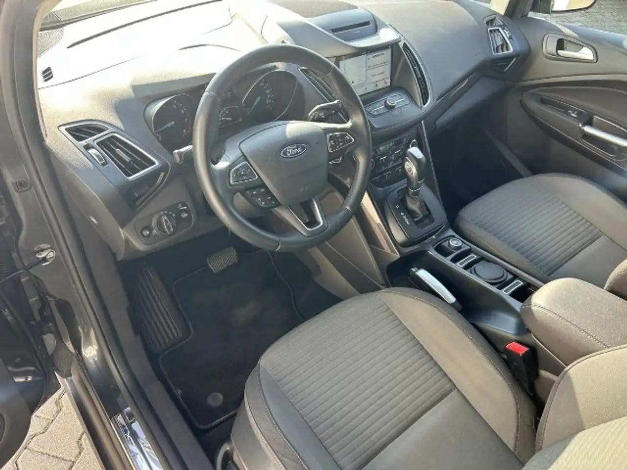 Ford C-Max 1.5 EcoBoost Titanium — photo 5