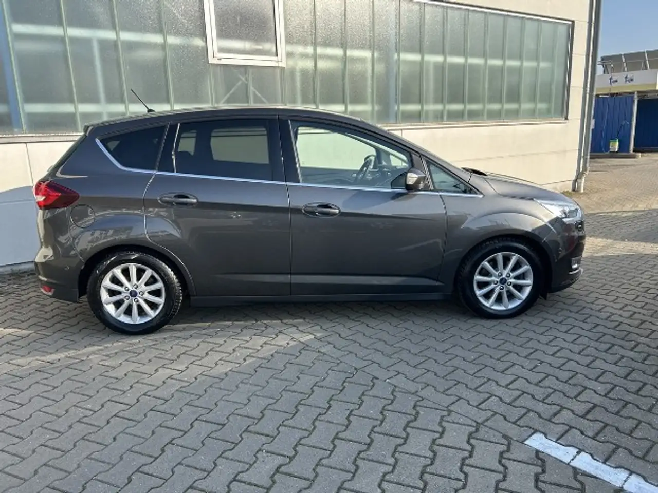 Ford C-Max 1.5 EcoBoost Titanium — photo 3