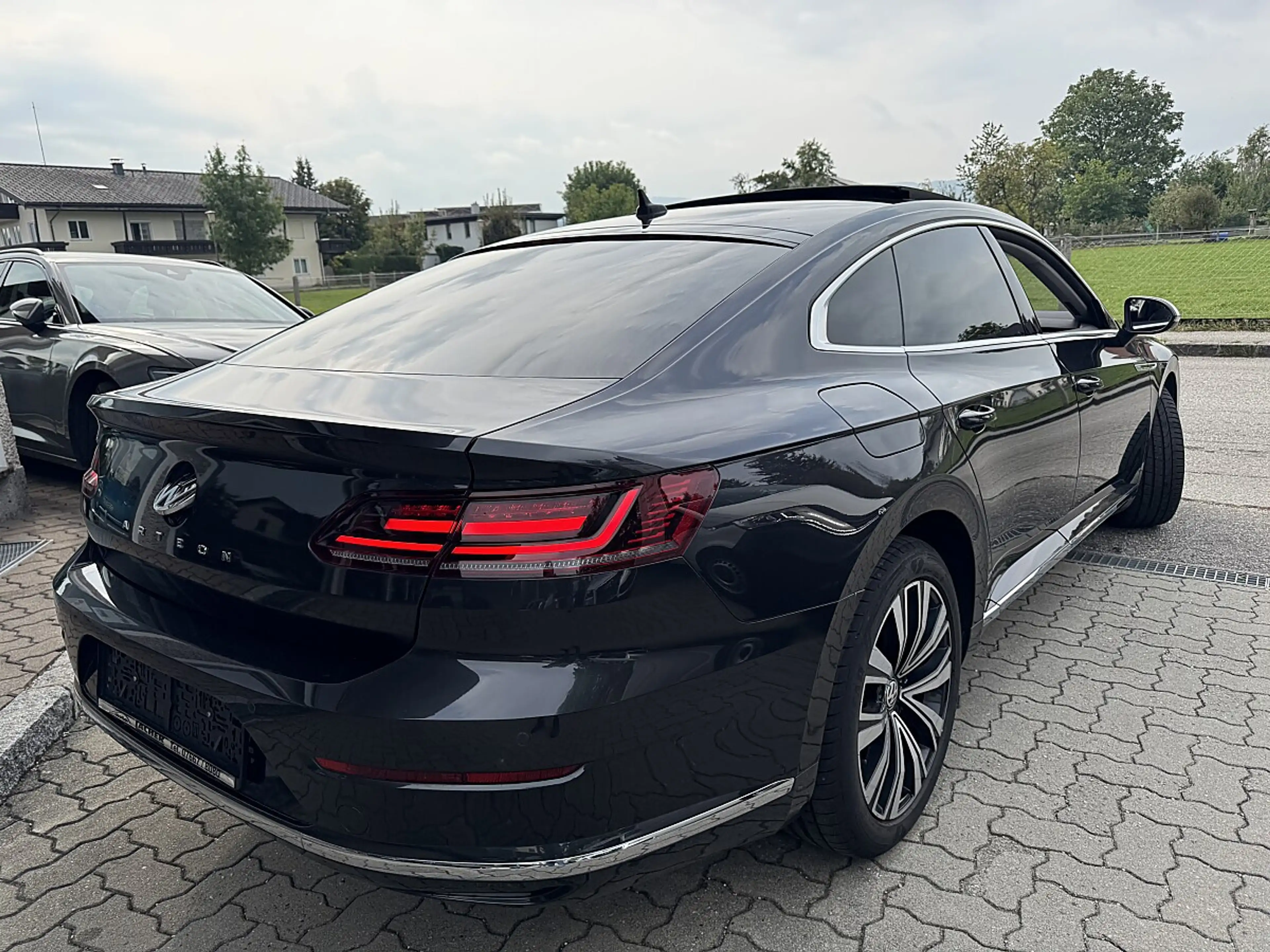 Volkswagen Arteon Elegance 2,0 TDI — photo 6