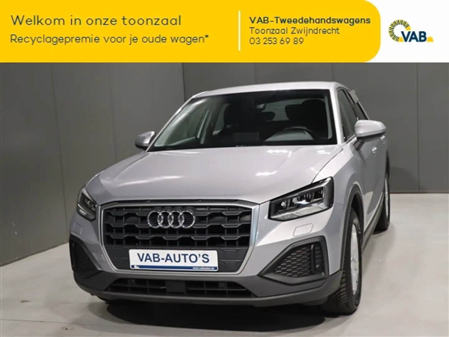 Audi Q2 35 TFSI ATTRACTION Carplay Nav DAB Zilver - 1