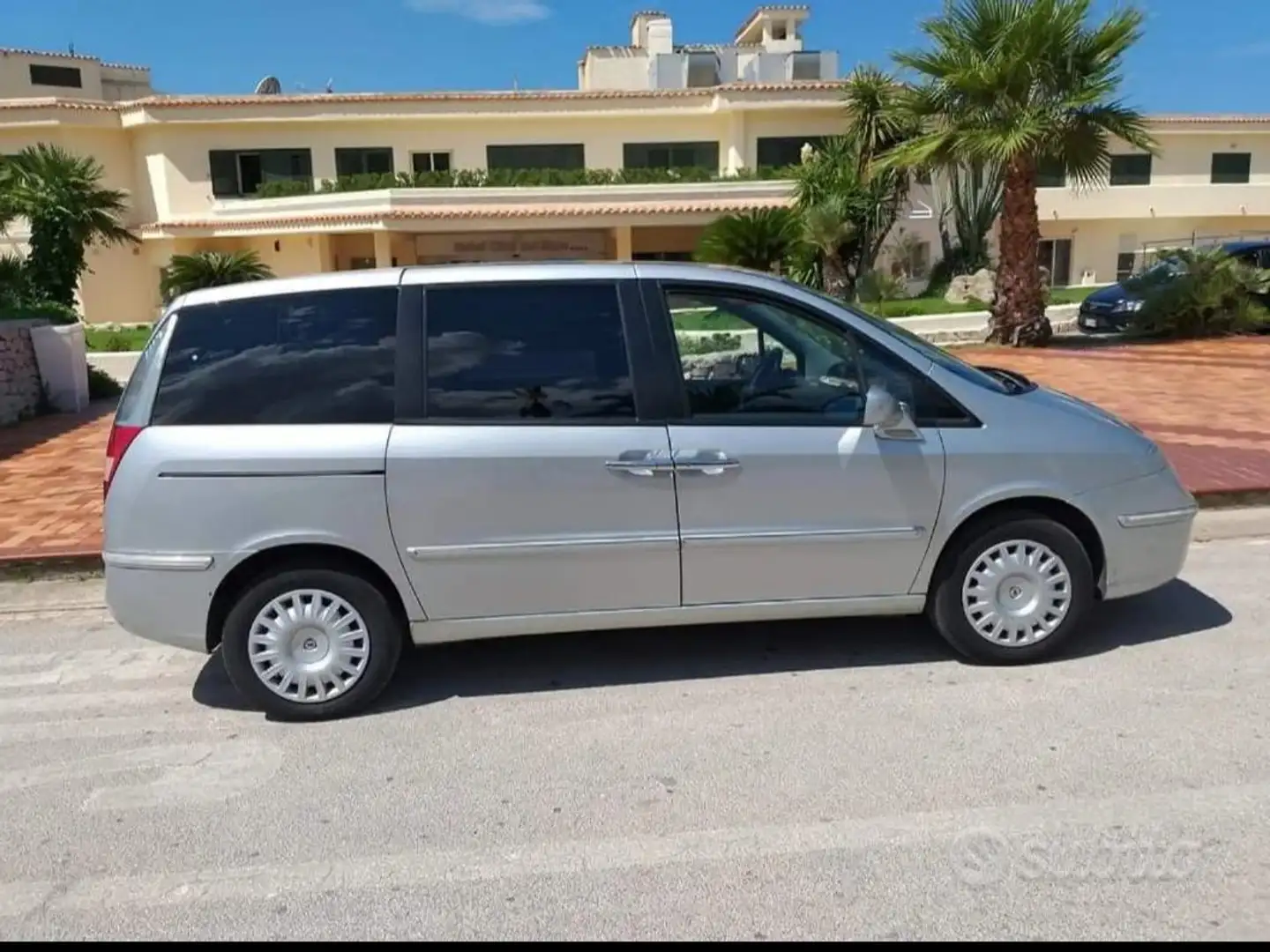Lancia Phedra Phedra 2.2 jtd Emblema 6m Grigio - 2