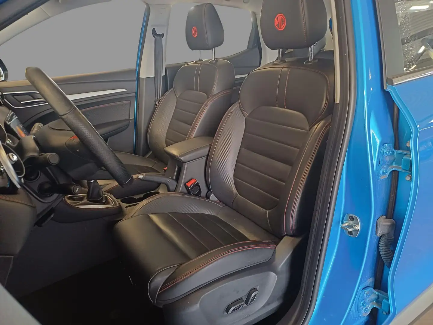 MG ZS 1.0 T-GDi MT LUXURY Bleu - 2