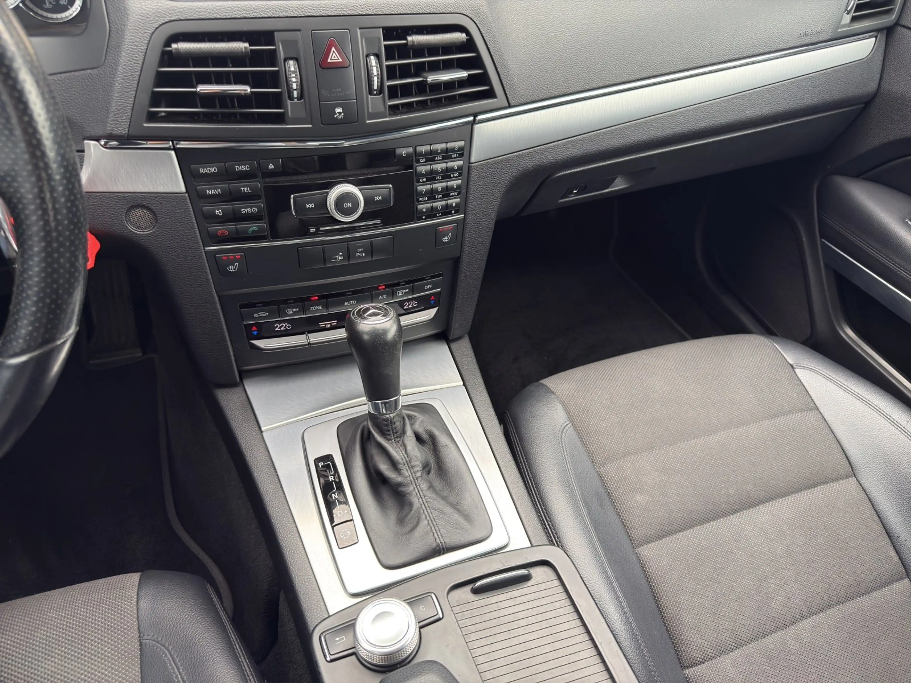 Mercedes-Benz E 250 CGI Elegance BlueEfficie Coupe — photo 11