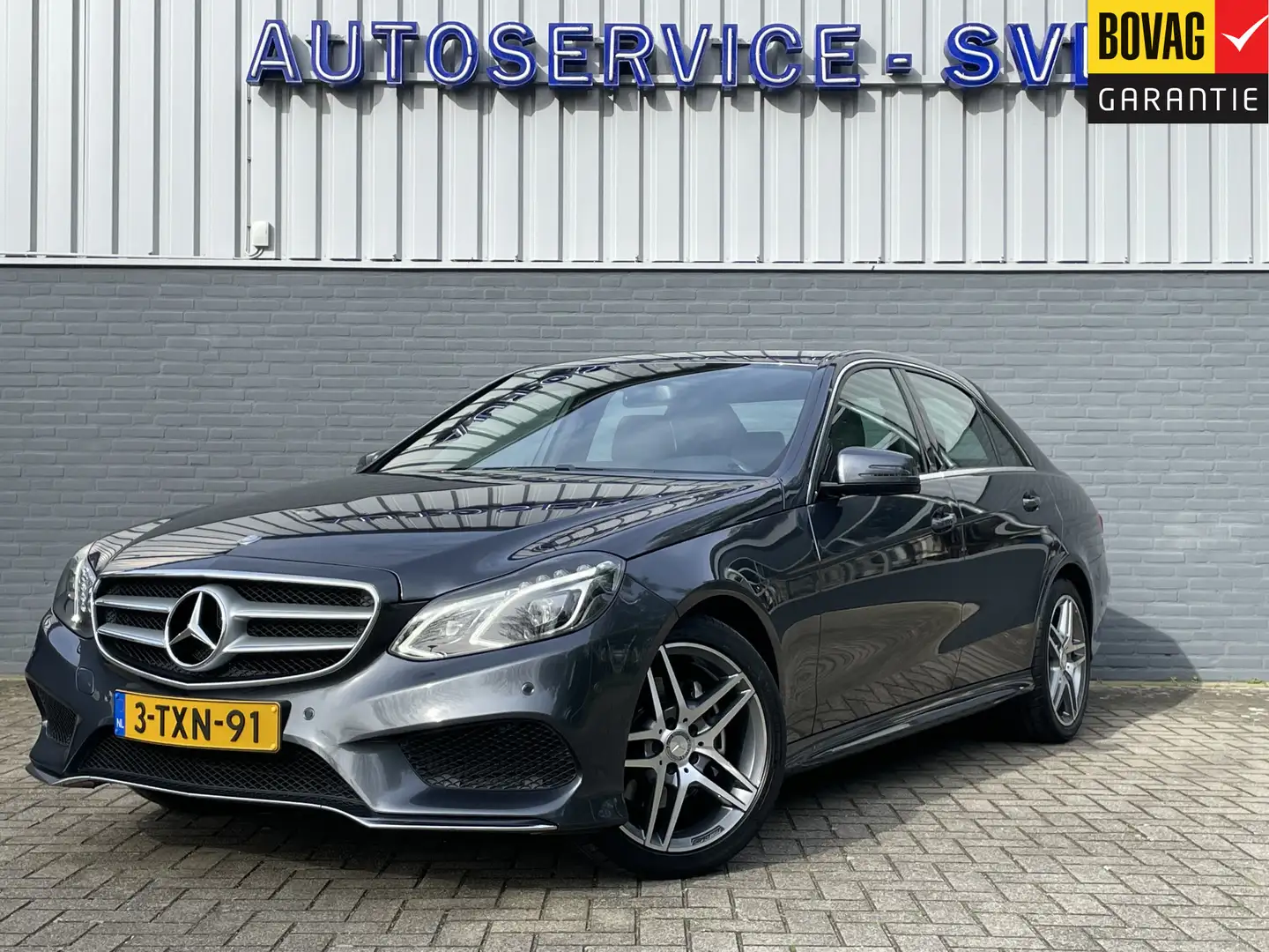 Mercedes-Benz E 300 AMG-Style - ILS - Stoelmemory - Etc. Grijs - 1