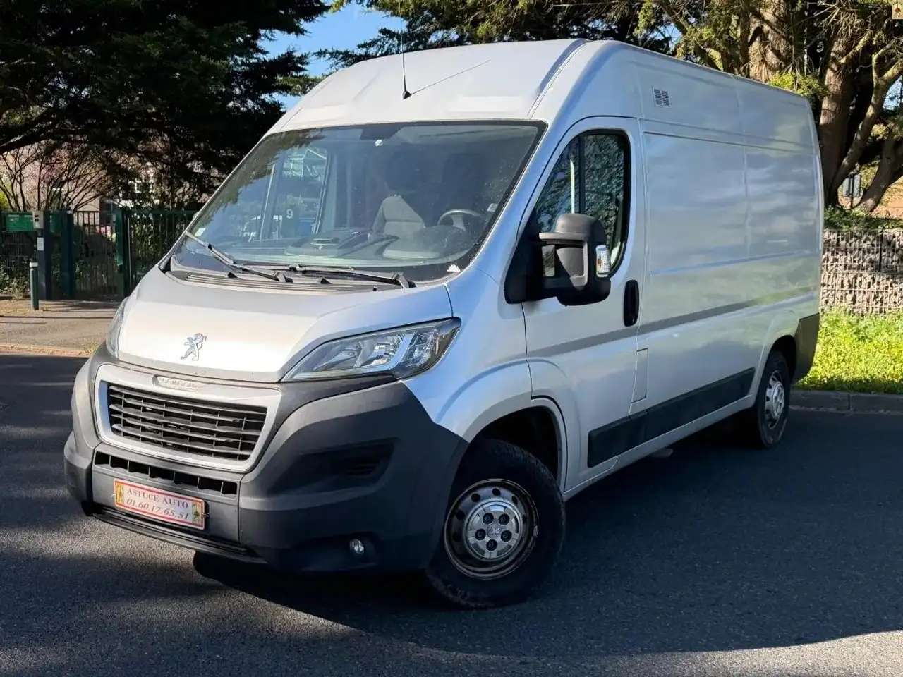 Peugeot Boxer FOURGON 335 2.0 HDI 165 L2H2 CONFORT